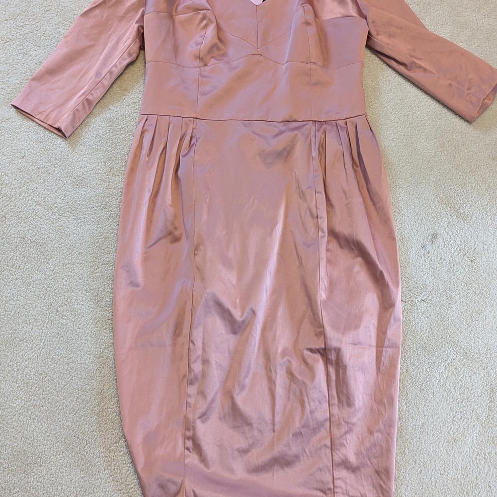 Elegant Mauve Midi Dress